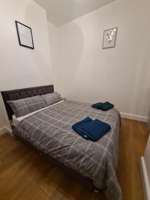 Luxury One Bedroom Flat Londra Esterno foto